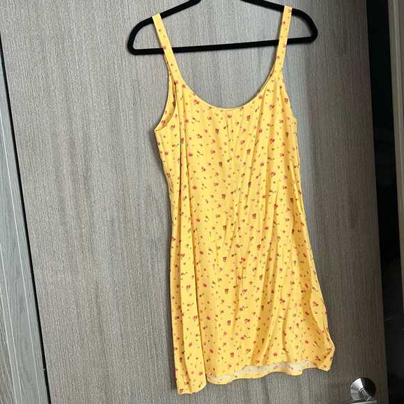 Reformation Dress - Picture 3 of 6